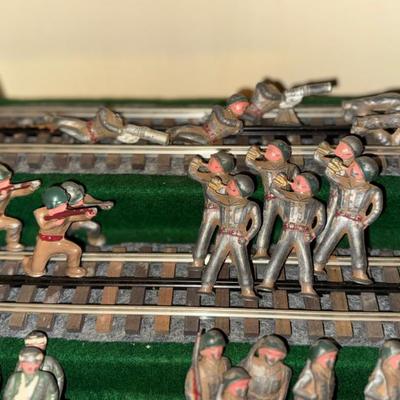Barclay Manoil Soldiers