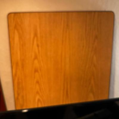 folding table