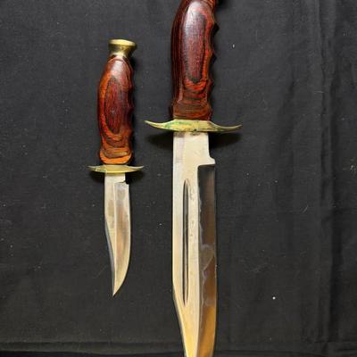 313: Two Pakistan-Made Fixed-Blade Knives with Shared Leather Sheath