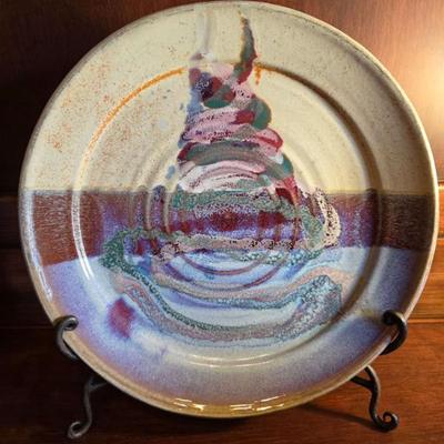 Studio art pottery. 