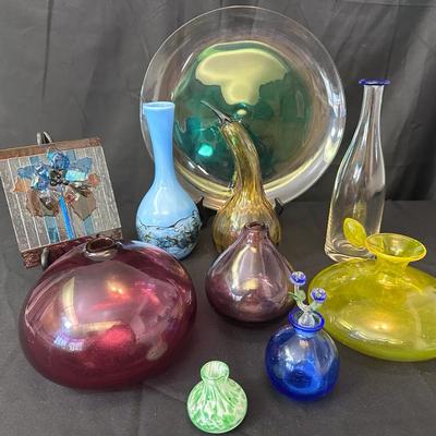Colorful Art Glass Lot | Studio Vases, Bowls & Sculptural Decorative Pieces