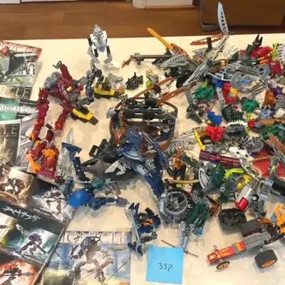 Lego Bionicles, Large Amount