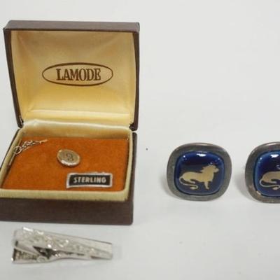 1101	MENS STERLING SILVER JEWELRY, INCLUDING 2 TIE TACKS AND CUFF LINKS, 0.98 OZT INCLUDING STONES
