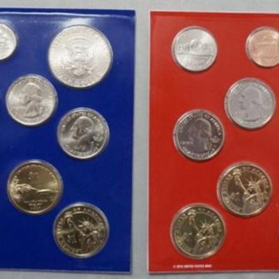 1153	2 - 2011 US MINT UNCIRCULATED COIN SET D & P
