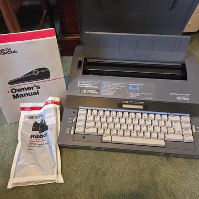 Smith Corona SD700 Electric Typewriter with Ribbon & Owner's Manual - Vintage Office Equipment