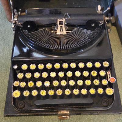 Antique 1920s/30s Remington Portable Typewriter with Classic Round Yellow Keys - Collectible Antique Writing Machine