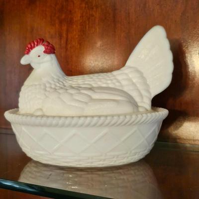Vintage White Milk Glass Hen on Nest Covered Dish with Basketweave Pattern