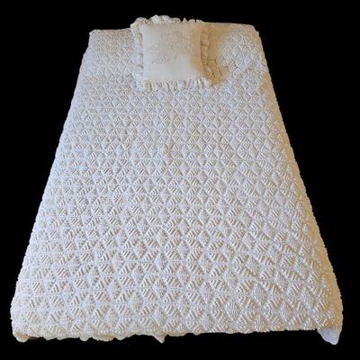 Handmade Vintage Crochet Bedspread and Decorative Lace Pillow Set