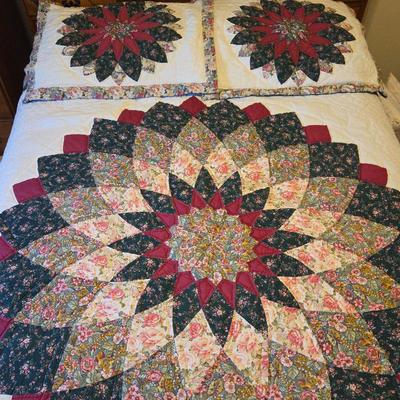 Handmade Patchwork Quilt with Matching Pillow Shams – Floral Pattern - Full Size