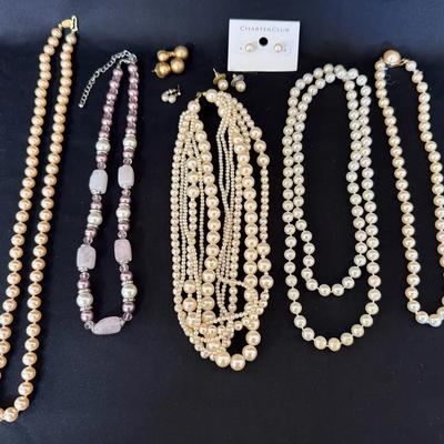 Lot Of Costume Pearls 1