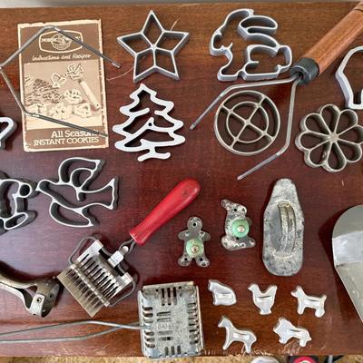 Lot of Vintage Kitchen Tools #2
