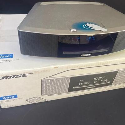 Bose “The Wave” Radio/CD Player 