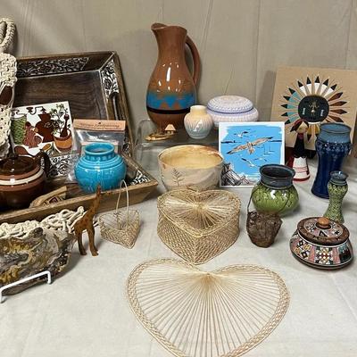 Southwest Pottery & Woven Decor – Navajo Sand Art, Vases, Wood & Macrame