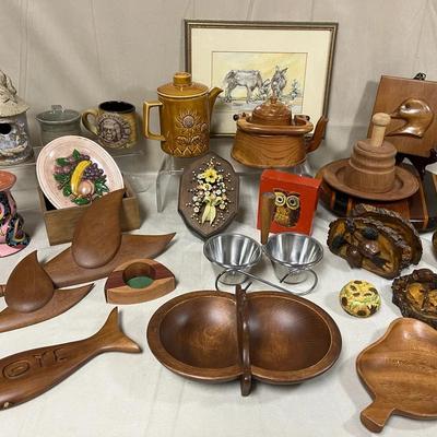 Mid Century Modern Wood Serving Pieces, Pottery & Decorative Art