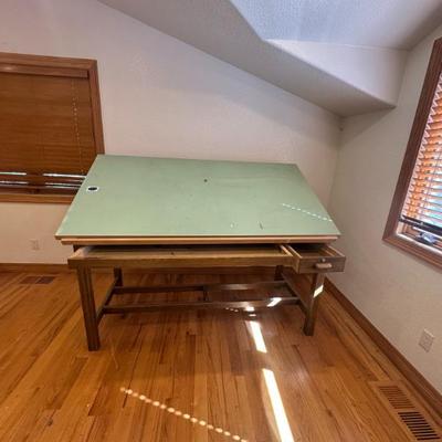 Drafting table