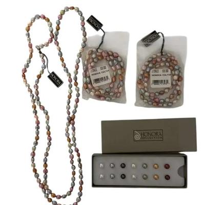 Honors Cultured Pearls