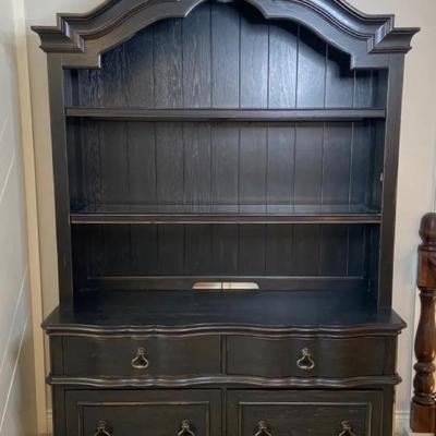Chesapeake Hutch SECOND FLOOR