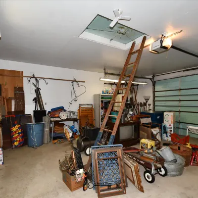 1895 garage