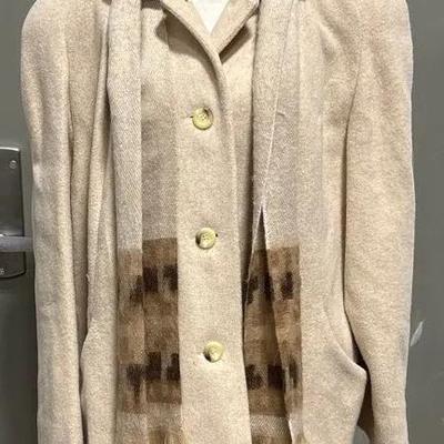 BU264 Alorna Coat With Scarf 