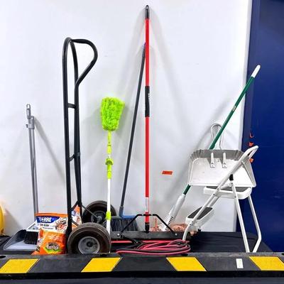 BU249 The Janitorial King