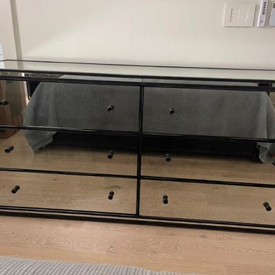 RH dresser $1000