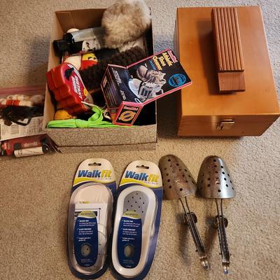 Shoe Polisher Kit & Miscellaneous Shoe Care Items