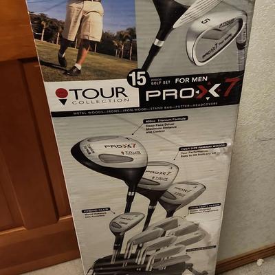 Tour Collection 15 Piece Golf Set For Men *Appears To Be Brand New*