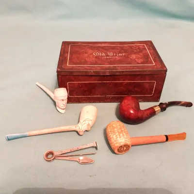 Sale Photo Thumbnail #338: OLD BTIER TOBACCO TIN-4 VINTAGE PIPES AND PACKER
