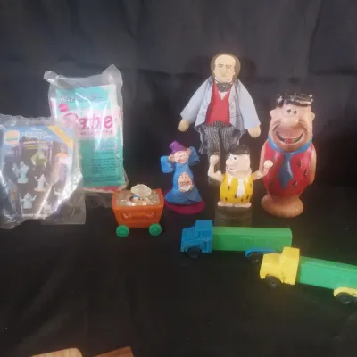 Sale Photo Thumbnail #310: MARX HAND TOOLS-MCDONALDS MEAL TOYS-PEZ SEMI'S-MORE