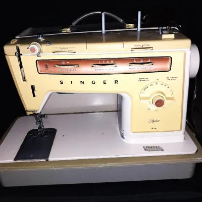 Sale Photo Thumbnail #227: SINGER 518 STYLIST