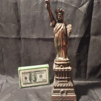 Sale Photo Thumbnail #319: COPPER COATED STATUE OF LIBERTY=MONEY PLAYING CARDS