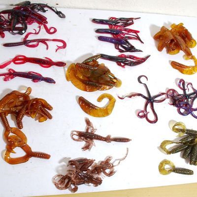 Lot of 58 Plastic Lures, Jigs, Trailers, Grubs, Leeches, Salamanders BRAND NEW Nice Selection! (Owc2)