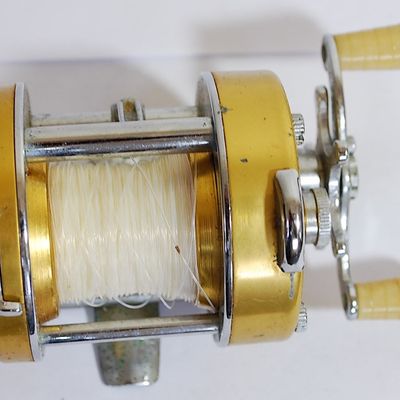 Vintage Penn 910 Levelmatic Reel Highly Collectible AND IT WORKS GREAT! This is a real HONEY! (Cic8)