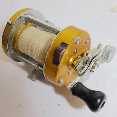 Penn 930 Levelmatic Baitcasting Reel Nice Reel! Works!