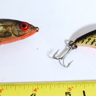 Vintage BOMBER Propeller Lure & Vintage BOMBER Screw Tail Lure (Xey6)