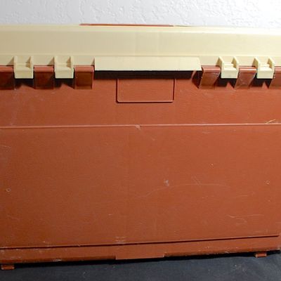 Vintage Plano 757 LARGE 4 Drawer Tackle Box HOLDS A LOT!