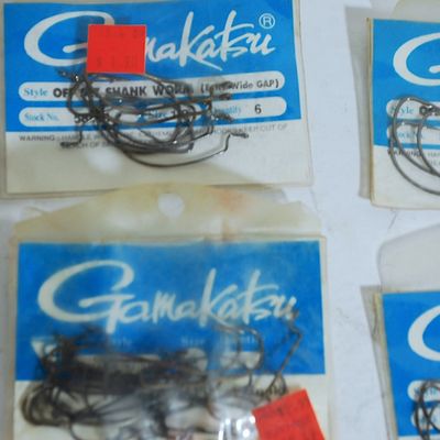 LOTS OF BRAND NEW HOOKS!! Gamakattsu, True Turn and More - Over 62 Hooks (PpL7)