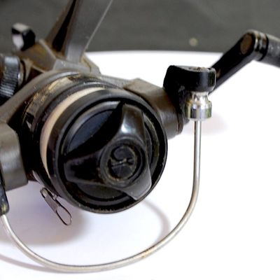 Shimano Ultralight Graphite Spinning Reel Axul-S Works Great! (Par4)