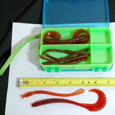 2-Sided Small Tackle Box With Contents Plastic / Rubber Worms & Jigs NICE! (Jac4)