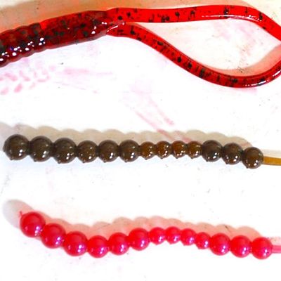 Lot of Plastic / Rubber Worms / Fishing Lures - Different! Split Tails and Tapworms (Jkt3)