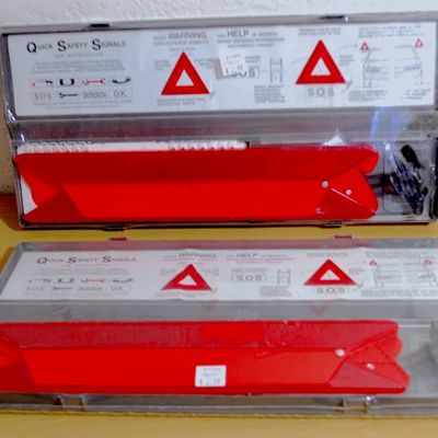 Lot of 3 "Quick Safety Signals" Safety Reflectors in Box NEW