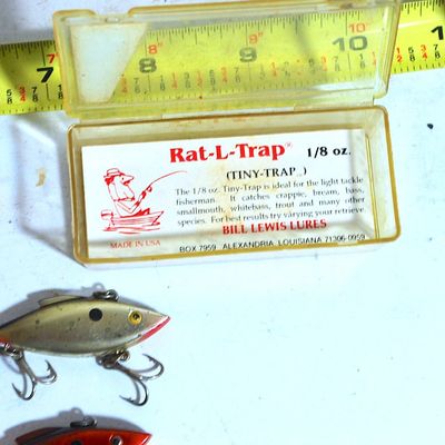 Lot of 6 RAT-L-TRAP Crankbait Fishing Lures Including 3 TIny Traps (1/8 oz). (Pat5)