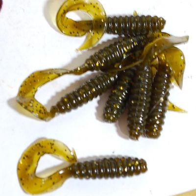 Lot of 58 Plastic Lures, Jigs, Trailers, Grubs, Leeches, Salamanders BRAND NEW Nice Selection! (Owc2)