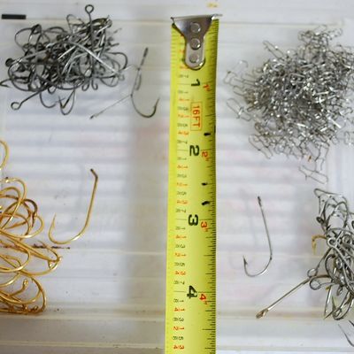 Lot of Hooks, Clips & Sleeves - All For 1 Money! (Abk6)