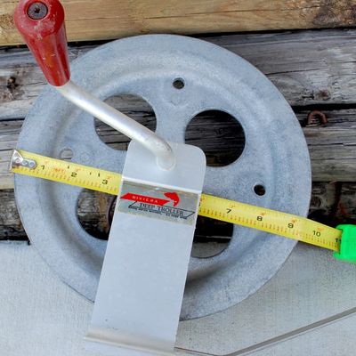 Riviera Short Arm Manual Downrigger Crank Fishing Tool WORKS GREAT