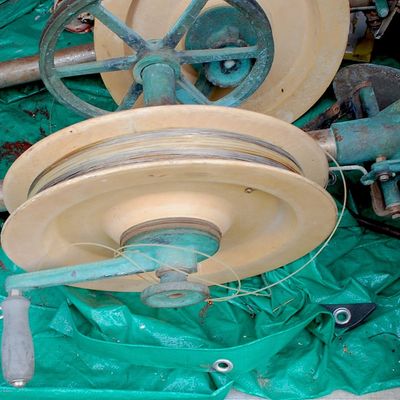 Vintage Outrigger / Downrigger w/ Hand Crank For Deep Trolling for Large Gamefish