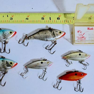 Lot of 6 RAT-L-TRAP Crankbait Fishing Lures Including 3 TIny Traps (1/8 oz). (Pat5)
