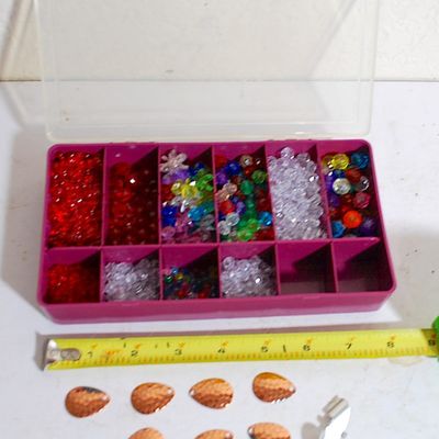 Tackle Box Full of Beads & Spoons for Making All Kinds Of Fishing Rigs!! (Bry2)