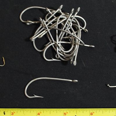 Lot of 2 Brand New Mini Tackle Boxes & 3 Lots of Hooks (Def4)