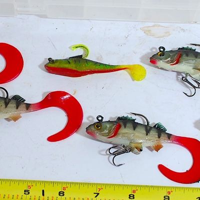 Tackle Box & Contents 6 STORM Wild Eye Curly Tail Perch Life-like Jigs & 2 Pks of 8 Berkley Power Baits Ripple Shad Fire Perch